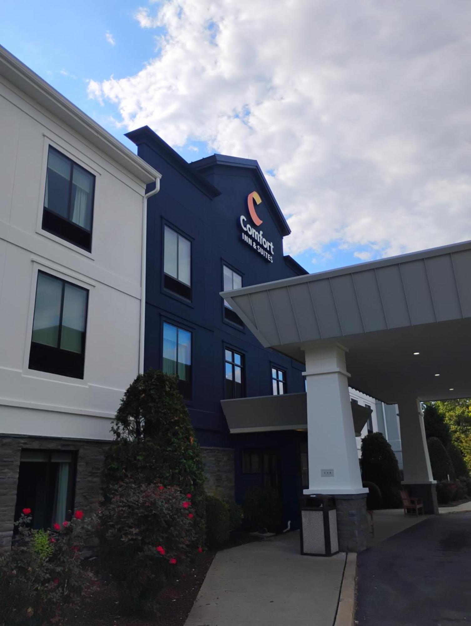 Comfort Inn & Suites Tunkhannock Exterior photo